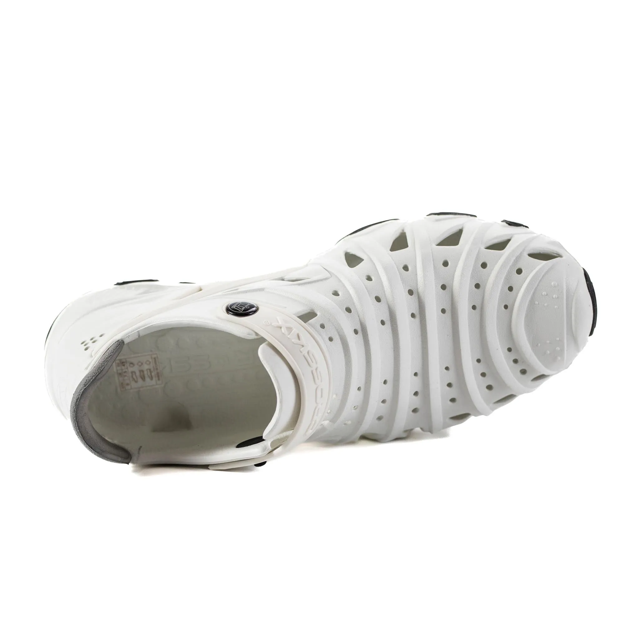 2.0 Closed Toe Water Shoes for Men by CROSSKIX